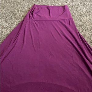 LuLaRoe Maxi Skirt - Light Purple - L